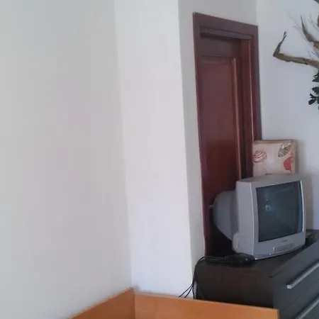 Aparthotel Tourist House 3*